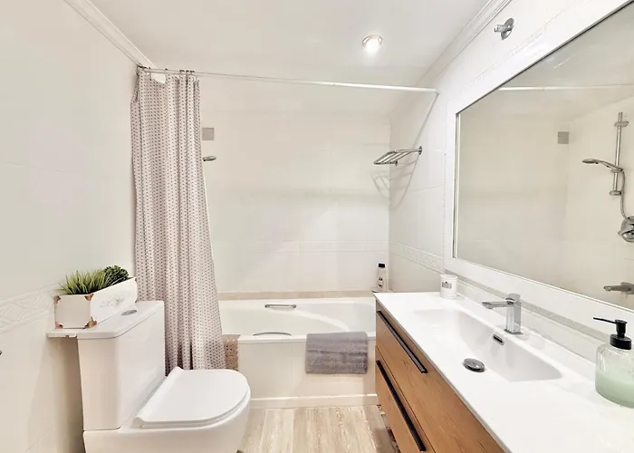 Marbelcenter Promenade - Eaw Homes Marbella