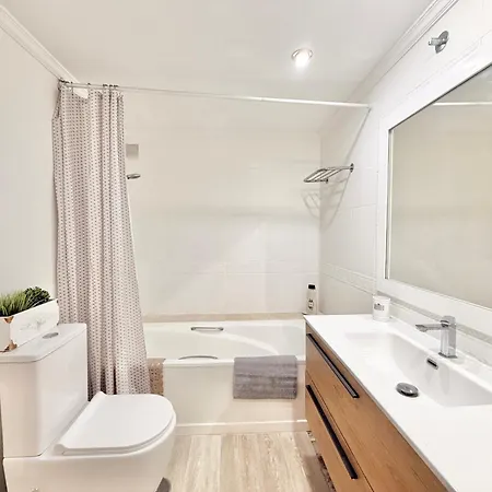 Marbelcenter Promenade - Eaw Homes Μαρμπέλλα